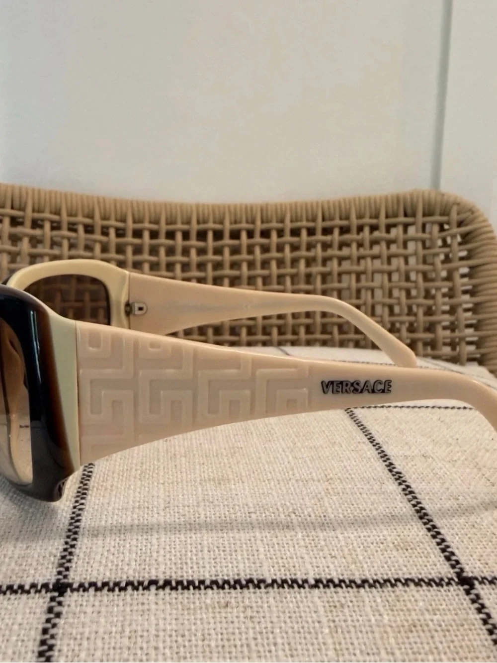 VERSACE Greca Black Cream Brown gradient vintage sunglasses